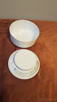 Kuchyňská váha. - 2