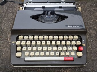 psací stroj - 2