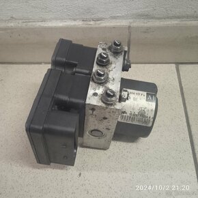 Škoda-VW-Seat-Audi.-jednotka ABS - 1K0907379N - 2