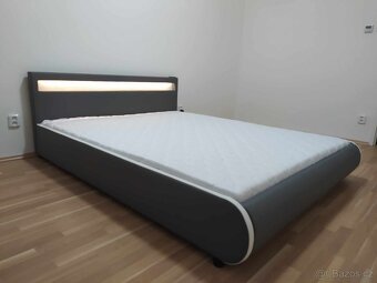 Postel dizajnová nová z eco kůže s led osvětlením NOVÁ - 2