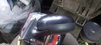 Leve zpetne zrsatko - 2