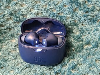 Predám slúchadlá JBL Tune Beam tmavomodré - 2