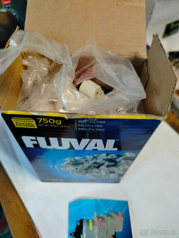 Fluval pre filter 750g - 2