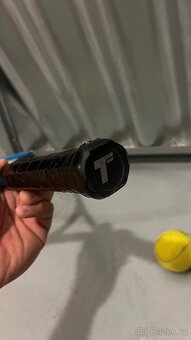 Tenisová raketa - 2