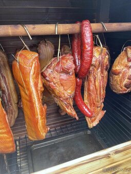 Dřevěná udírna - 2