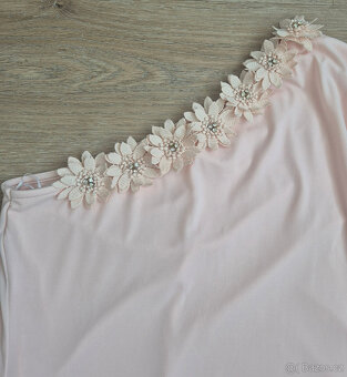 ZDOBENÉ ŠATY VEL 42/L - 2