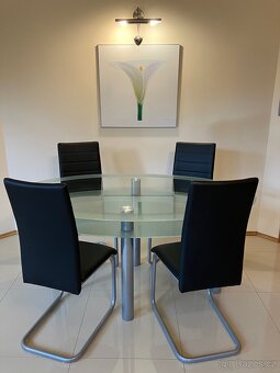 Stůl + 4 židle - 2