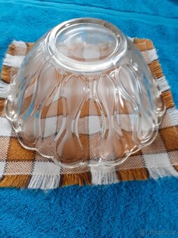 Starožitné mísy,broušené misky - 2