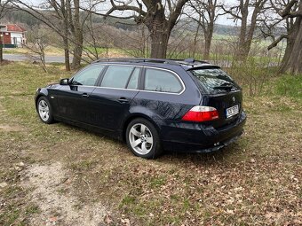 BMW e61 530i - 2