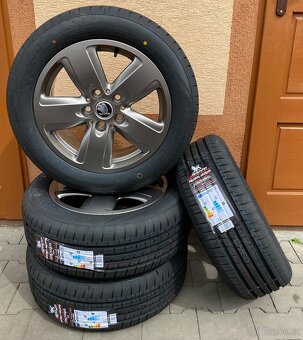 5x112 R16 Škoda + 205/55 R16 91V letné - 2