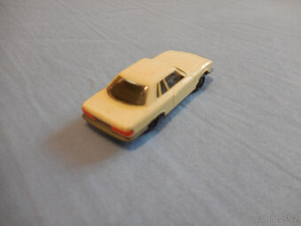 Mercedes 350 SLC - 2