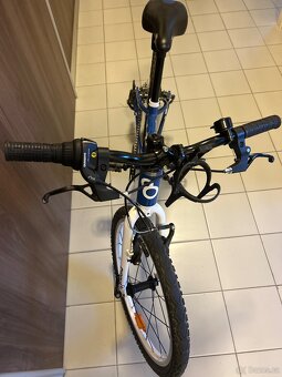 Lehké 20” kolo Cygnus + helma - 2