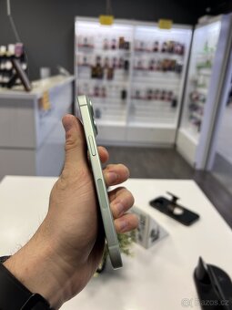 Apple iPhone 15 128GB Green E-SIM - 2