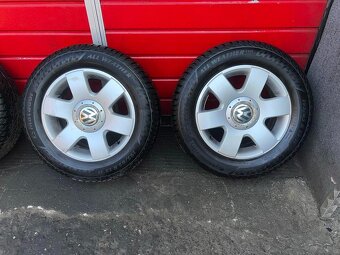 Original ALU kola VW 15" 7J ET47 + zimní pneu 195/65/R15 - 2