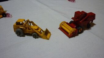 MATCHBOX RW SKUPINKA - 2