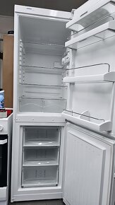 Lednice s mrazákem LIEBHERR, kombinovaná, Exquisit - 2