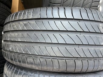 MICHELIN Primacy 4 215/55 R18 99V rok 2022 - 2