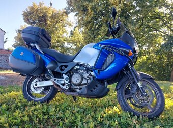 Motocykl Honda Varadero XL 1000 - 2