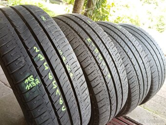 Letní pneu 4kusy 235/65/16C vzorek 85% MICHELIN - dobírka - 2