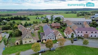 Pronájem, rodinný dům, Úherce, ul. Náves - 2