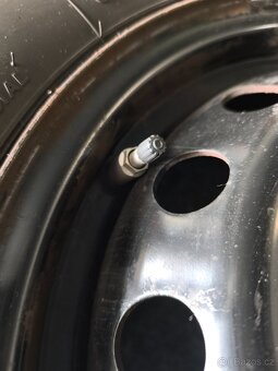 zimní kola 5x114,3 r15 na Hyundai Mazda Kia pneu 195/65 r15 - 2