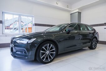 Volvo V90 2021 B4 145kW aut. Momentum Pro, Cz,DPH,Servis - 2