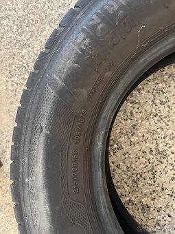 Kleber 215/70 r15c letní - 2