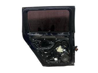 Levé zadní dveře černá metalíza LC9X VW Passat B7 kombi 2011 - 2