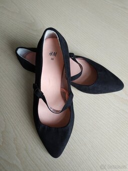 Elegantní černé lodičky H&M – velikost 36 - 2