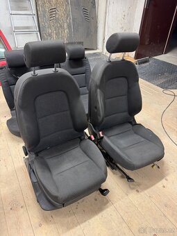 Audi A3 8P, 5d, sedačky - 2