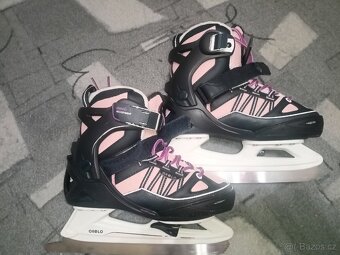 Dětské brusle Oxelo 32-35 - 2