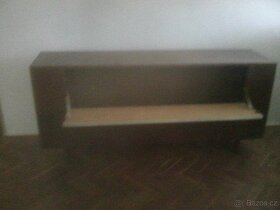 skříňka dřevěná "RETRO" na nožičkách - 2
