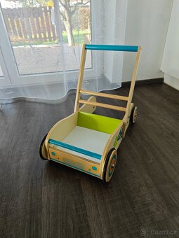 Dřevěné chodítko - 2