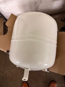 Expanzní nádoba 35L - 2