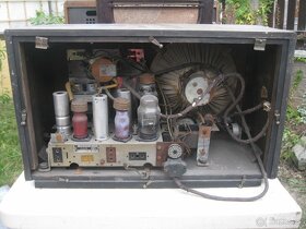 rádio PHILPS 514A - 1939 800kč - 2