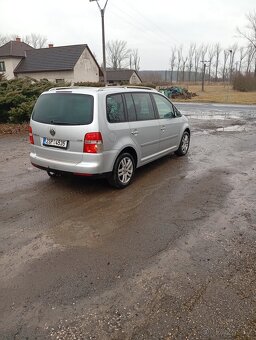 Touran 1.6 FSI 85kw - 2
