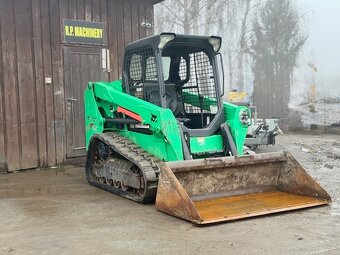 Smykový pásový nakladač Bobcat T550 - 2