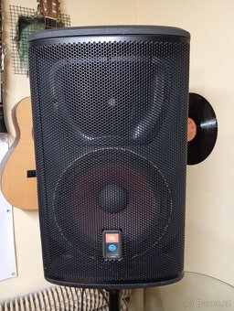 PRODÁM  AKTIVNÍ REPRO JBL - 2