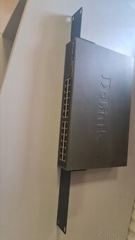 Switch D-link DES-1024D 24 portů - 2