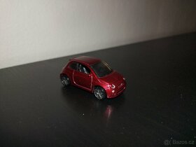 6x auto HOT WHEELS - Toyota Tundra,Fiat 500 - 2