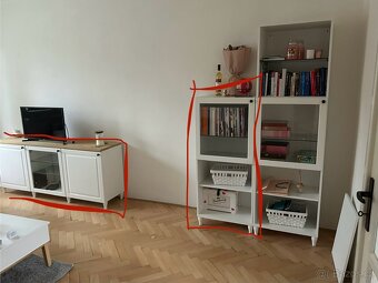 Skříňka do obýváku a stolek pod televizi - 2