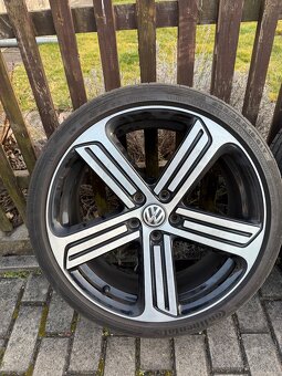5x112 R19 originální VW Cadiz GOLF V VI VII, VIII 235/35/19 - 2