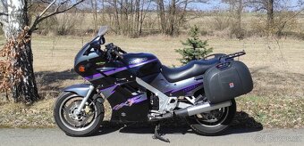 Suzuki GSX 1100 F dobrý stav, kufry, málo km - 2