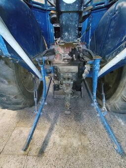Prodám zcela plně funkční traktor Zetor Super 35. - 2