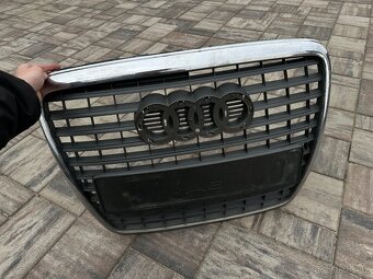 Gril pro audi a6 c6 - 2
