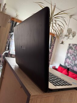 Asus - 2