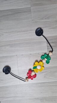 Nová hrazda Motýlci na lehátko BabyBjörn - 2