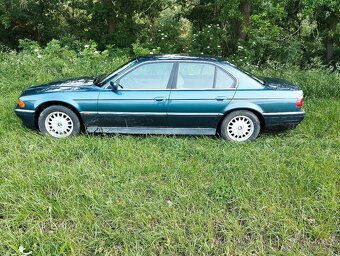 BMW e38 3.0 V8, manuál - 2