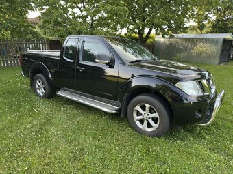 Nissan Navara KING-CAP 2,5 DCi 4WD - 2