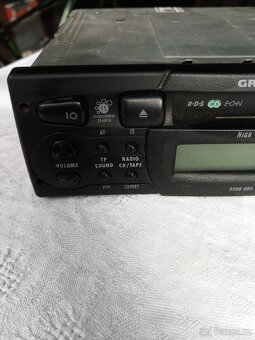 Autorádio Grundig - 2